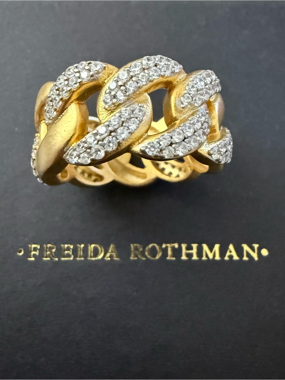 Freida Rothman: Armor of Hope Pavé Chain Link Ring - Size 9